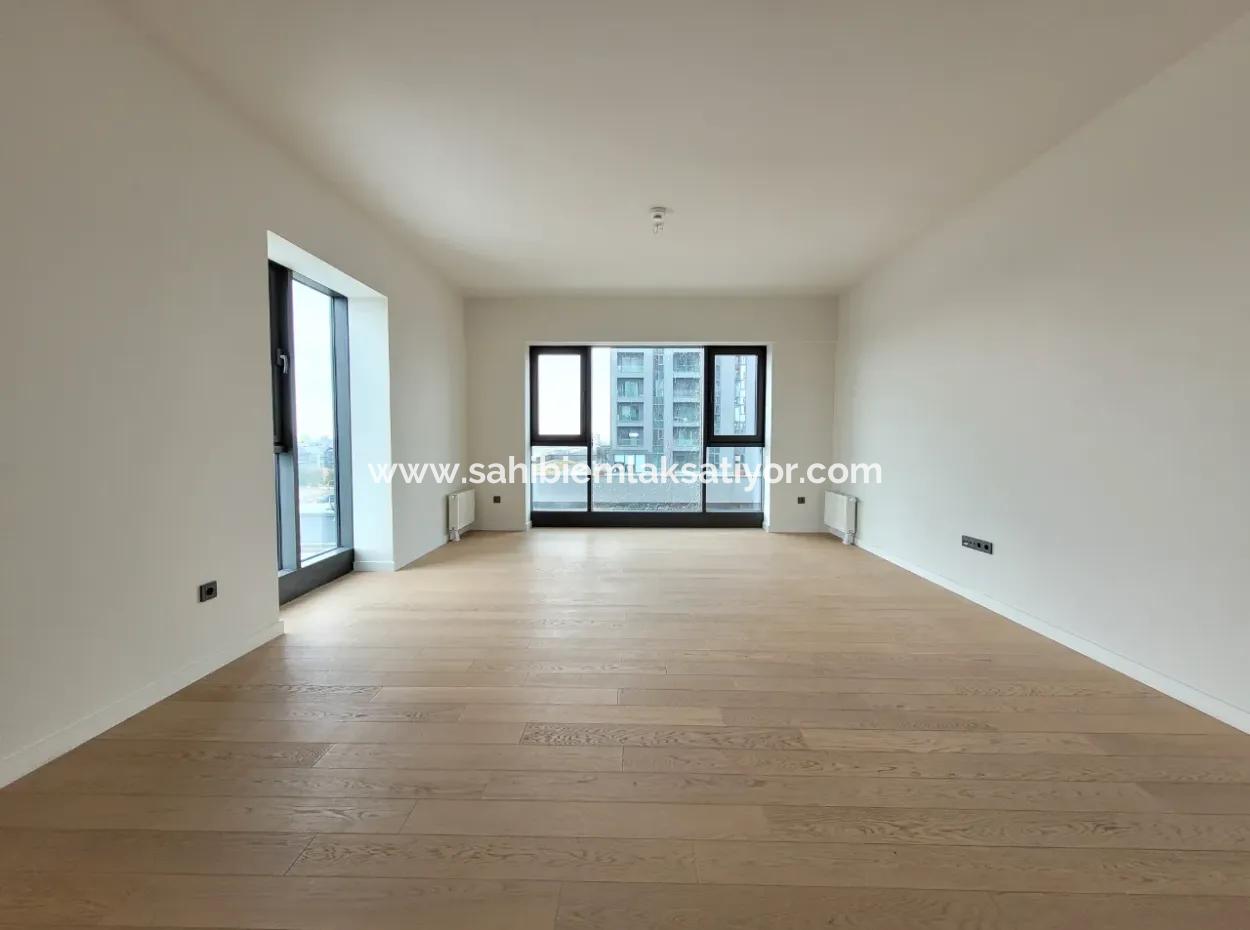 3+1 110 M² Wohnung Im 21. Stock Mit Blick Auf Den Boulevard Zum Verkauf Im Loft-Komplex Beytepe İncek Bulvar