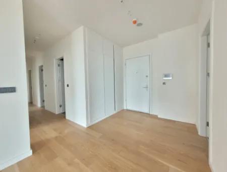 4+1 Mieterlose Wohnung Im 20. Stock Zum Verkauf Im Loft-Komplex Beytepe İncek Bulvar