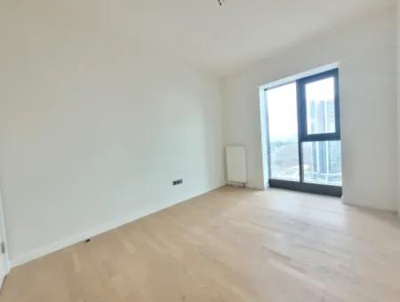 4+1 Mieterlose Wohnung Im 20. Stock Zum Verkauf Im Loft-Komplex Beytepe İncek Bulvar