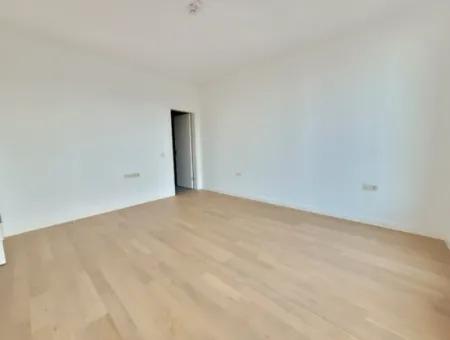 Traumhafte 3,5+1 Wohnung Mit Luxusausstattung In Gölbaşı / Ankara /Türkei