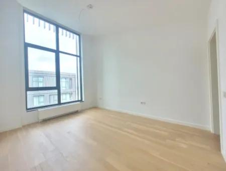 5,5+1  Maisonette-Wohnung Im 5. Stock Mit Blick Auf Die Landschaft Zum Verkauf Im İncek Loft-Komplex