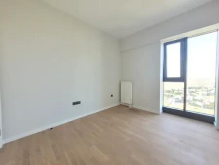 Beytepe İncek Bulvar Loft Zu Vermieten 2+1 68M² 21. Stock Boulevard Fassade Wohnung