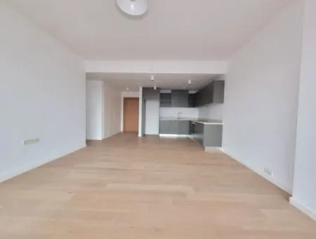 İncek Loft Zu Vermieten 2+1 85 M² 4. Stock Mogan Fassade Wohnung