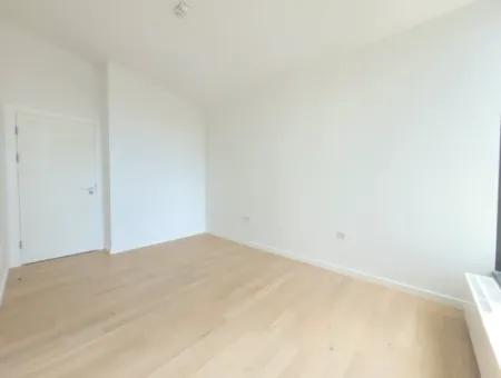 Traumhafte 5,5+1 Maisonette- Wohnung Mit Luxusausstattung In Gölbaşı / Ankara /Türkei