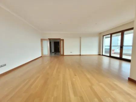 4+1 207 M² Wohnung Mit Seeblick Zum Verkauf Im Vacant İncek Nata