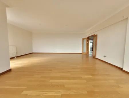 4+1 207 M² Wohnung Mit Seeblick Zum Verkauf Im Vacant İncek Nata