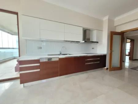 4+1 207 M² Wohnung Mit Seeblick Zum Verkauf Im Vacant İncek Nata