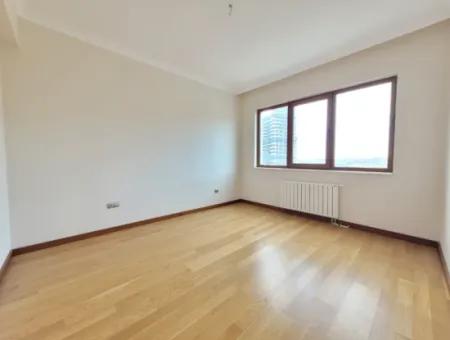 4+1 207 M² Wohnung Mit Seeblick Zum Verkauf Im Vacant İncek Nata