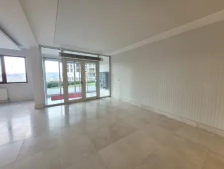 4+1 207 M² Wohnung Mit Seeblick Zum Verkauf Im Vacant İncek Nata