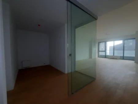 2,5+1 Mieterlose Wohnung Mit Blick Auf Die Landschaft Zum Verkauf Im İncek Loft-Komplex