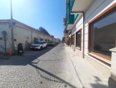 40 M² Schornsteingeschäft Zu Vermieten In Çanakkale Bazaar