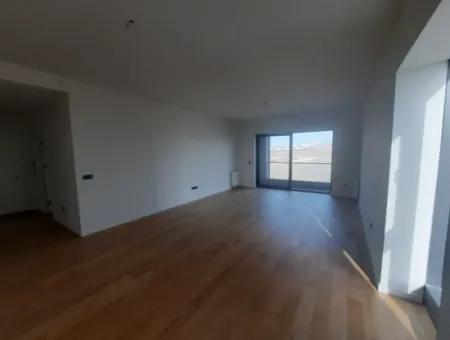 3+1 130 M² Wohnung Im 23. Stock Mit Blick Auf Den Boulevard Zum Verkauf Im Loft-Komplex Beytepe İncek Bulvar