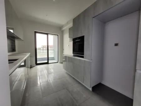 3+1 110 M² Wohnung Im 20. Stock Mit Blick Auf Den Boulevard Zum Verkauf Im Loft-Komplex Beytepe İncek Bulvar