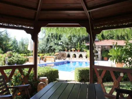 Luxusvilla Mit Pool In 1458 M² Grundstück Zum Verkauf In Köyceğiz , Muğla, Türkei