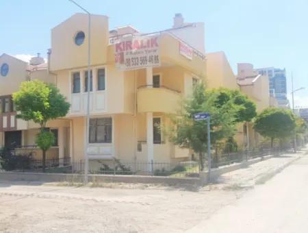 Luxuriöse 7+1 Villa Zur Miete Im Oryap-Komplex Neben Bilkent 3 Ufuk Apartments