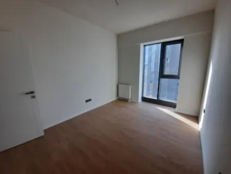 4+1 Mieterlose Wohnung Im 18. Stock Zum Verkauf Im Loft-Komplex Beytepe İncek Bulvar