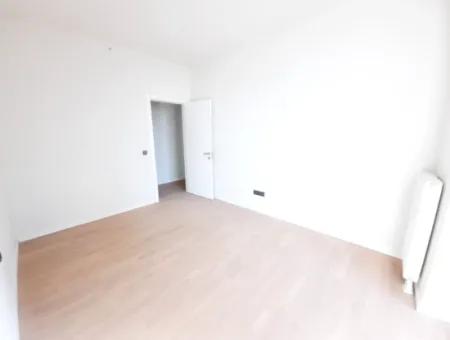 4+1 Mieterlose Wohnung Im 18. Stock Zum Verkauf Im Loft-Komplex Beytepe İncek Bulvar