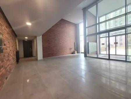 110 M2 2+1 2. Stock Mieterlose Wohnung Zum Verkauf In Beytepe İncek Bulvar Loft Complex