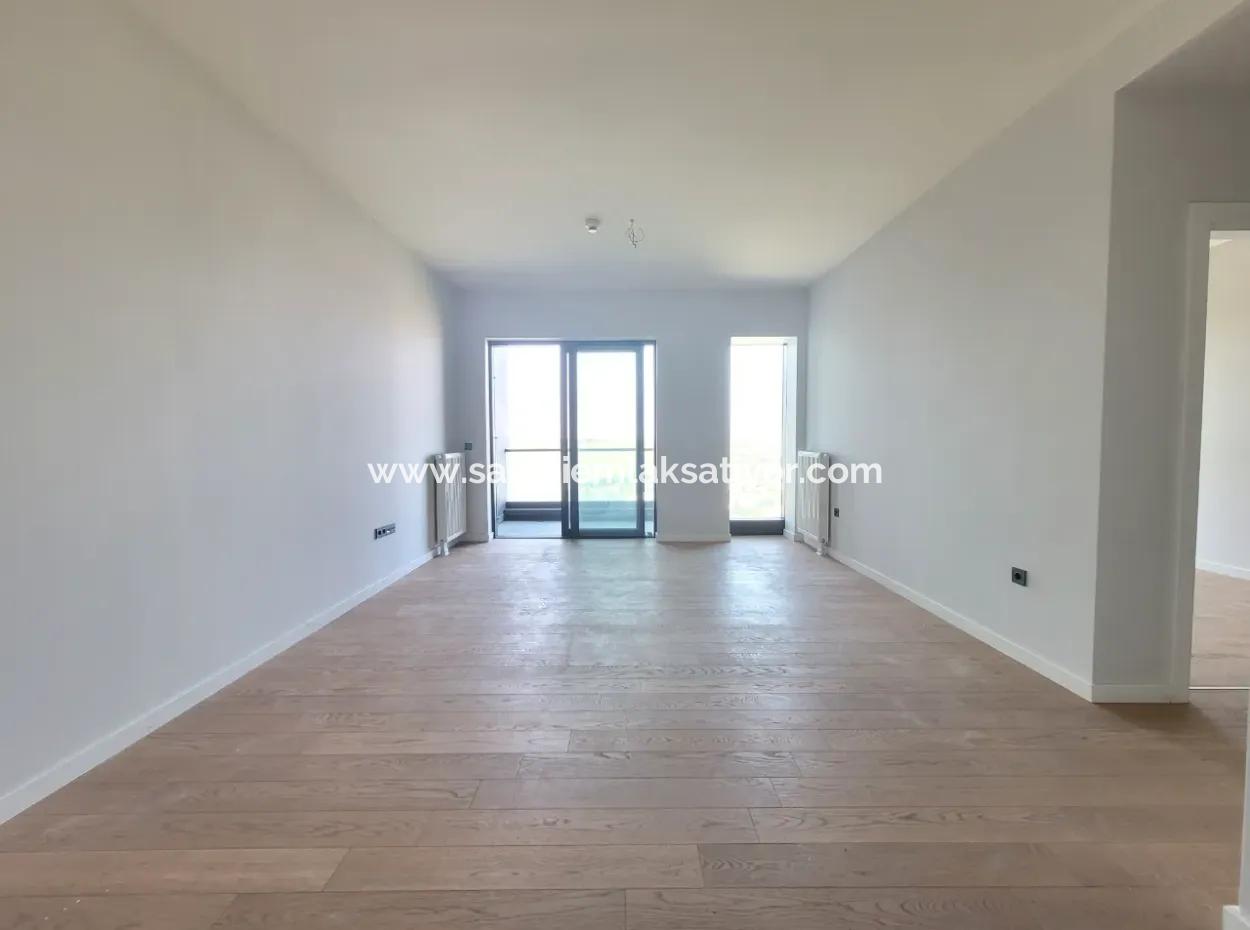 Beytepe İncek Bulvar Loft For Rent 2+1 68M² 21St Floor Boulevard Facade Apartment