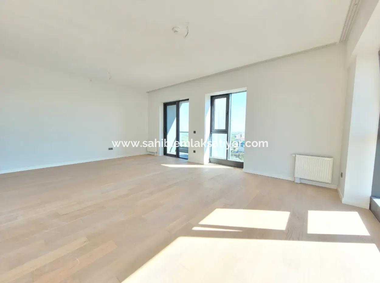 3+1 110M² 8Th Floor Boulevard View Apartment For Sale In Beytepe İncek Bulvar Loft Complex