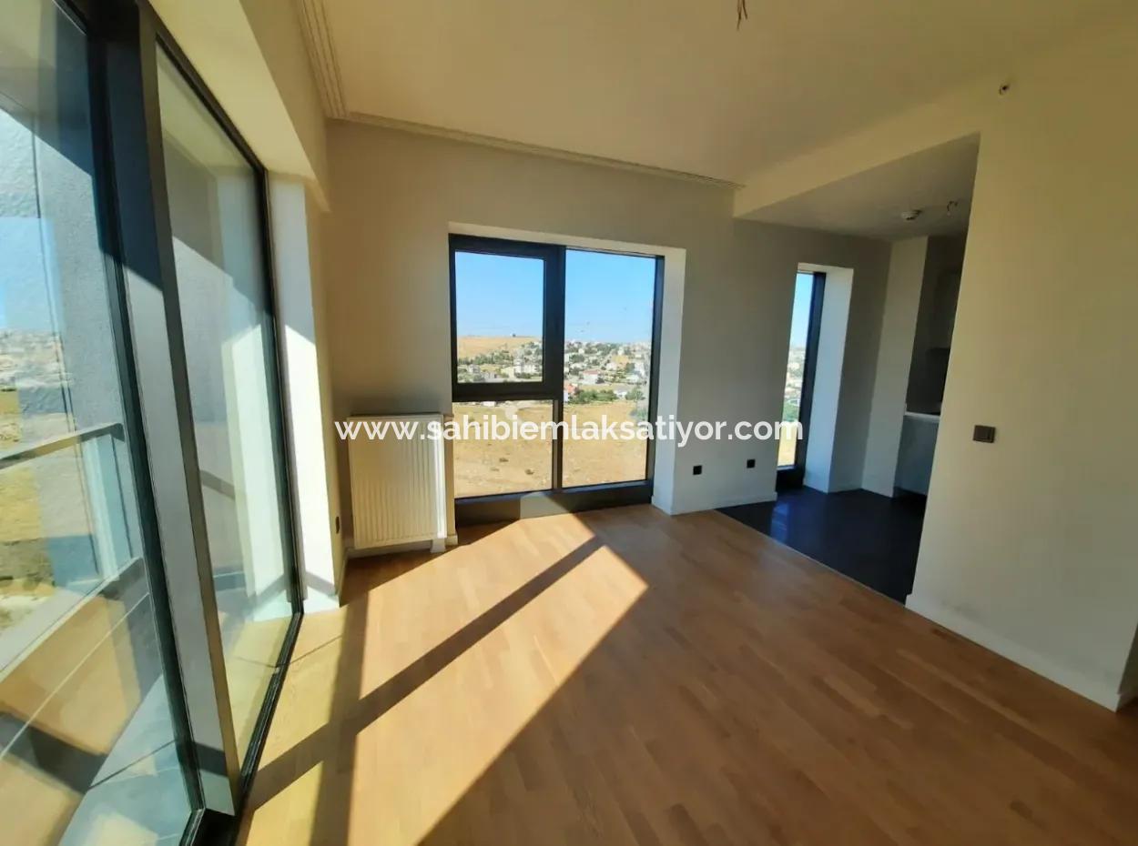 1+1 46 M² 18Th Floor Lake View Apartment For Sale In Beytepe İncek Bulvar Loft Complex