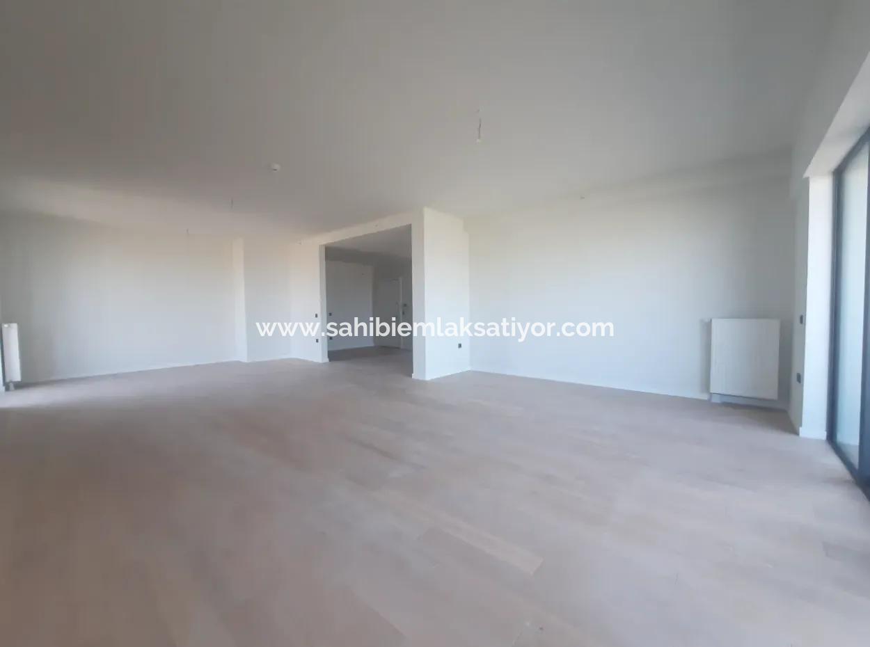 5+1 Tenantless Apartments For Sale In Beytepe İncek Bulvar Loft Complex