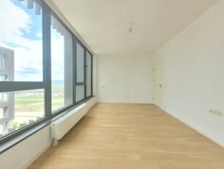 5,5+1 Duplex 5Th Floor Tenantless Apartment With Landscape View For Sale In İncek Loft Complex