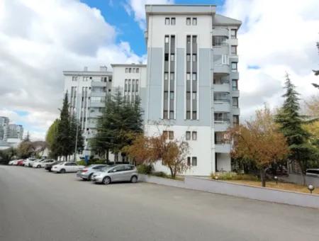 150 M² 4+1 Apartment For Sale In The Center Of Umitkoy