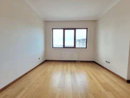 4+1 207 M² Lake View Apartment For Sale In Vacant İncek Nata