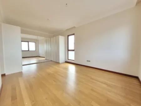 4+1 207 M² Lake View Apartment For Sale In Vacant İncek Nata