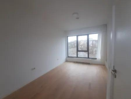 2,5+1 Tenantless Apartment With Landscape View For Sale In İncek Loft Complex