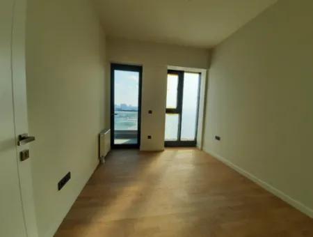 2+1 68 M² 20Th Floor Apartment For Sale In Beytepe İncek Bulvar Loft Complex