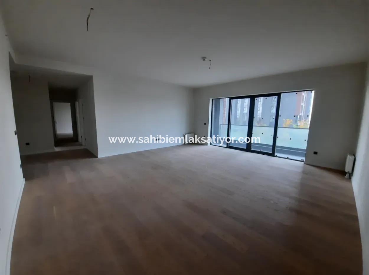 Beytepe İncek Bulvar Loft Satılık 3+1 130 M² 5.Kat Çayyolu Manzaralı Daire