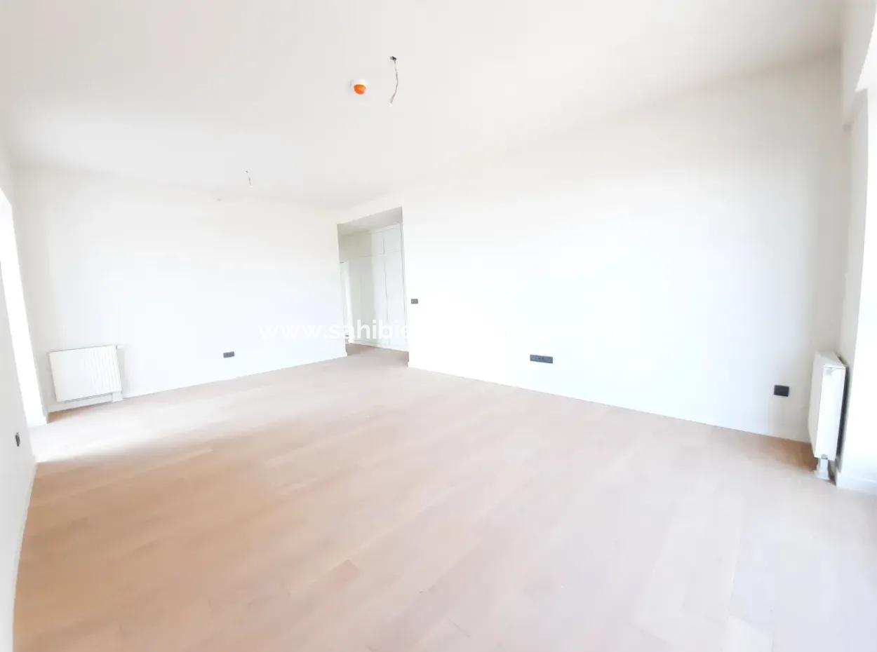 Beytepe İncek Bulvar Loft Satılık 2+1 90 M² 12.Kat Göl Manzaralı Daire