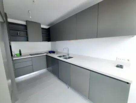 İncek Loft Satılık 3+1 Bahçe Dubleksi Şehir Manzaralı Daire