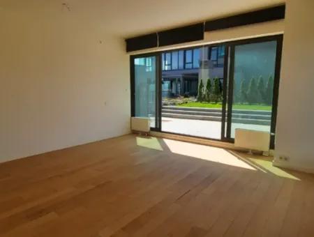 İncek Loft Satılık Teraslı  3+1 Şehir Manzaralı 3.Kat Daire