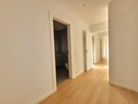 İncek Loft Satılık Teraslı  3+1 Şehir Manzaralı 3.Kat Daire