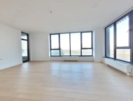 İncek Loft Sitesinde Satılık  4+1  Göl Manzaralı Daire (Ankara Evleri)