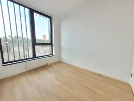 İncek Loft Sitesinde Satılık  4+1  Göl Manzaralı Daire (Ankara Evleri)