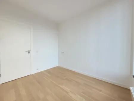 İncek Loft Sitesinde Satılık  4+1  Göl Manzaralı Daire (Ankara Evleri)