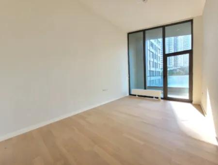 İncek Loft Satılık  5.5+1 Dubleks  Peyzaj Manzaralı 4.Kat Kiracısız Daire