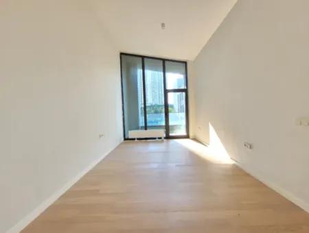 İncek Loft Satılık  5.5+1 Dubleks  Peyzaj Manzaralı 4.Kat Kiracısız Daire