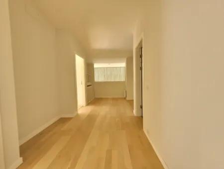 İncek Loft Satılık  5.5+1 Dubleks  Peyzaj Manzaralı 4.Kat Kiracısız Daire