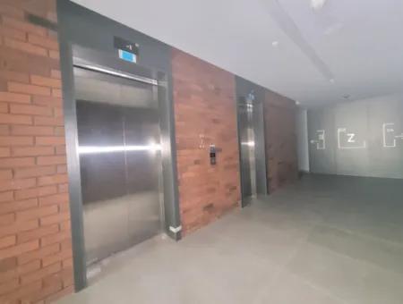 Beytepe İncek Bulvar Loft Satılık 3+1 130 M² 23.Kat Park Manzaralı Güney Cephe Daire