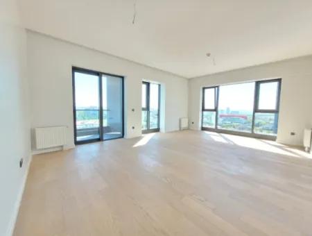 Beytepe İncek Bulvar Loft Satılık 3+1 110 M² 8.Kat Güney Cephe Daire