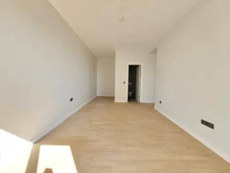 Beytepe İncek Bulvar Loft Satılık 3+1 110 M² 8.Kat Güney Cephe Daire