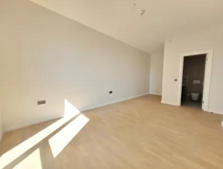 Beytepe İncek Bulvar Loft Satılık 3+1 110 M² 8.Kat Güney Cephe Daire