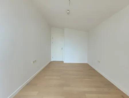 İncek Loft Satılık 5,5+1 Dubleks Peysaj Manzaralı Kiracısız Daire