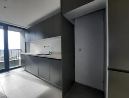 İncek Loft Kiralık  3,5+1  Göl Manzaralı