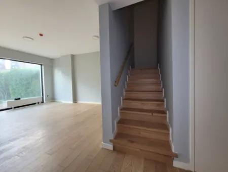 İncek Loft Satılık 3+1 Bahçe Dubleksi Peysaj Manzaralı Daire